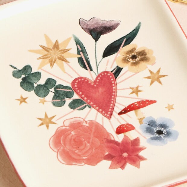 Cosy heart dish