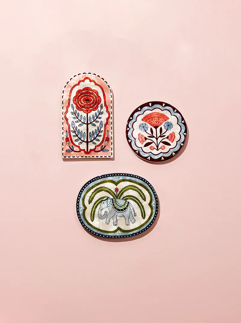 Samira flower arch wall hanger LittleLintons