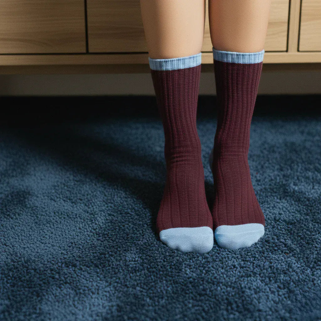 Merino socks Burgundy LittleLintons