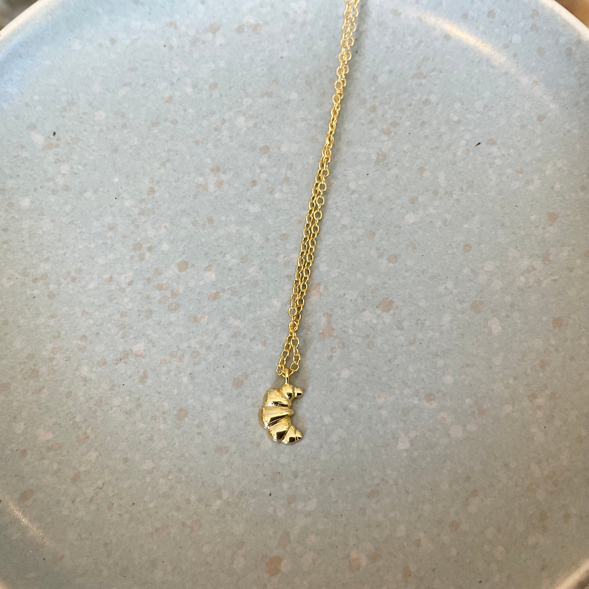 Croissant necklace Gold LittleLintons