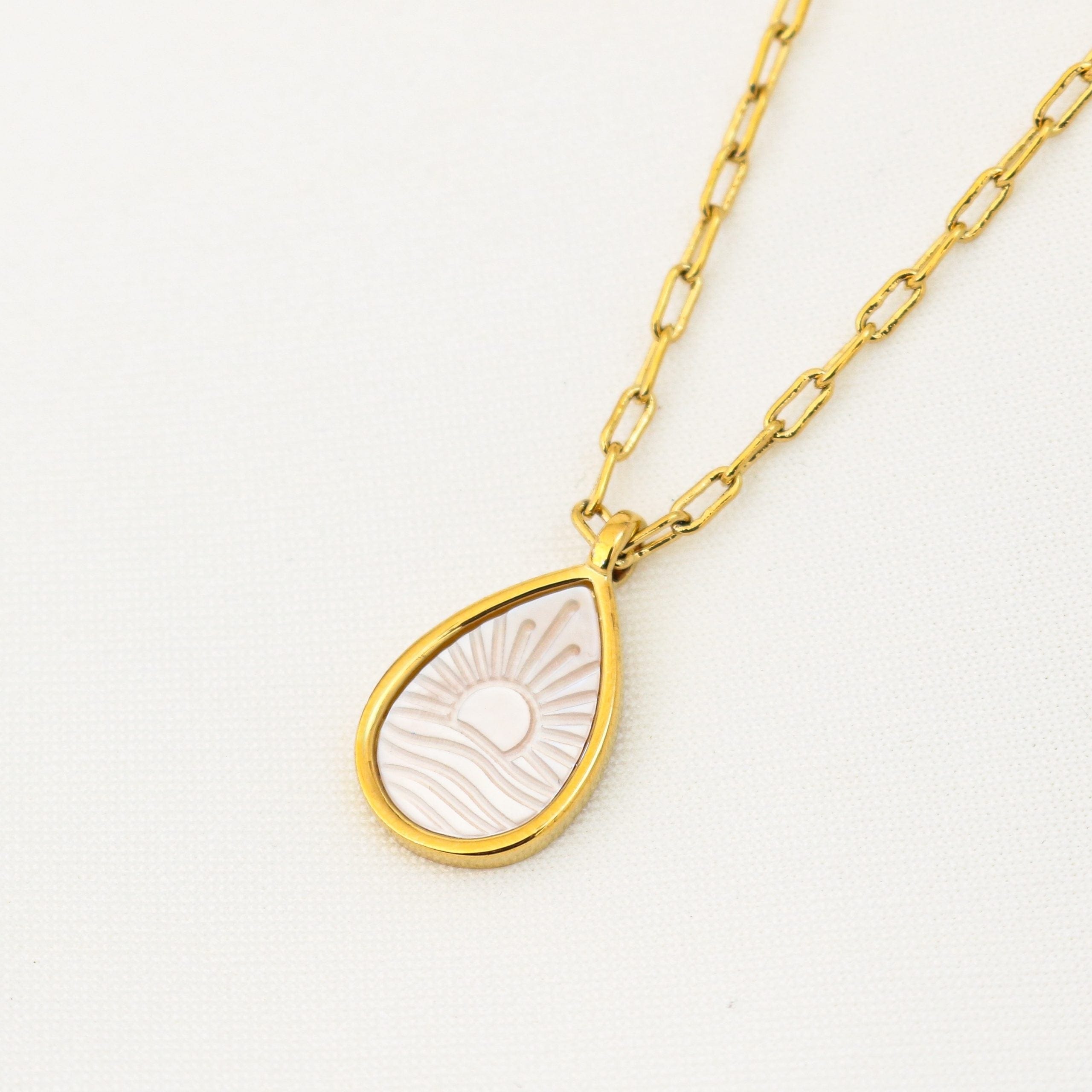 Kailani necklace Gold LittleLintons