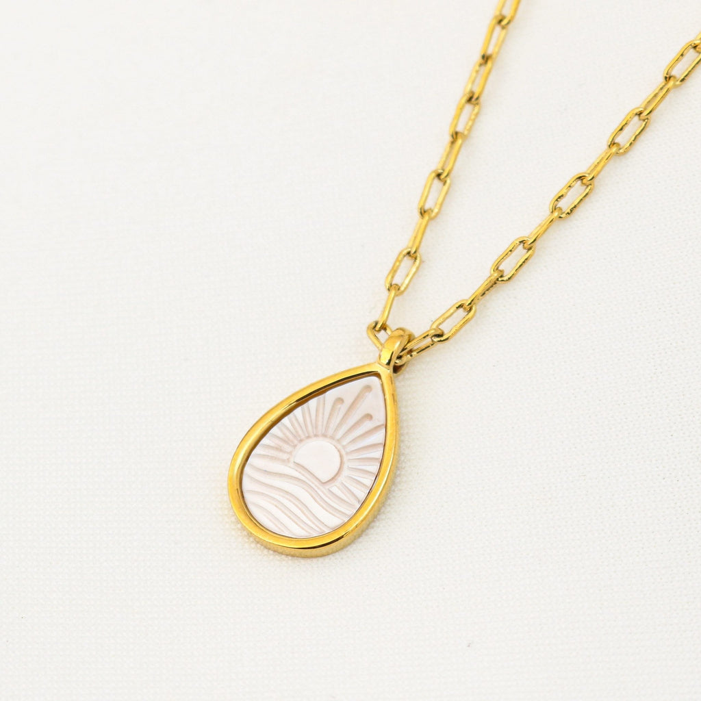 Kailani necklace Gold LittleLintons