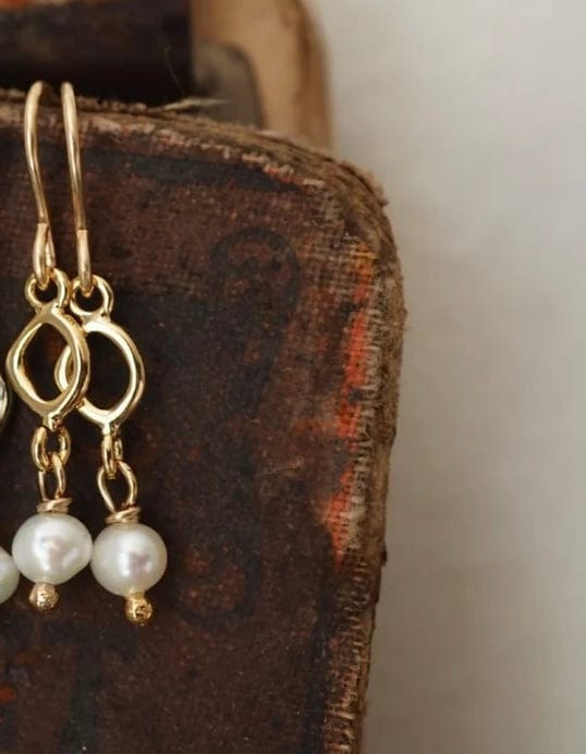 Paird Nymph pearl earrings Gold Paird
