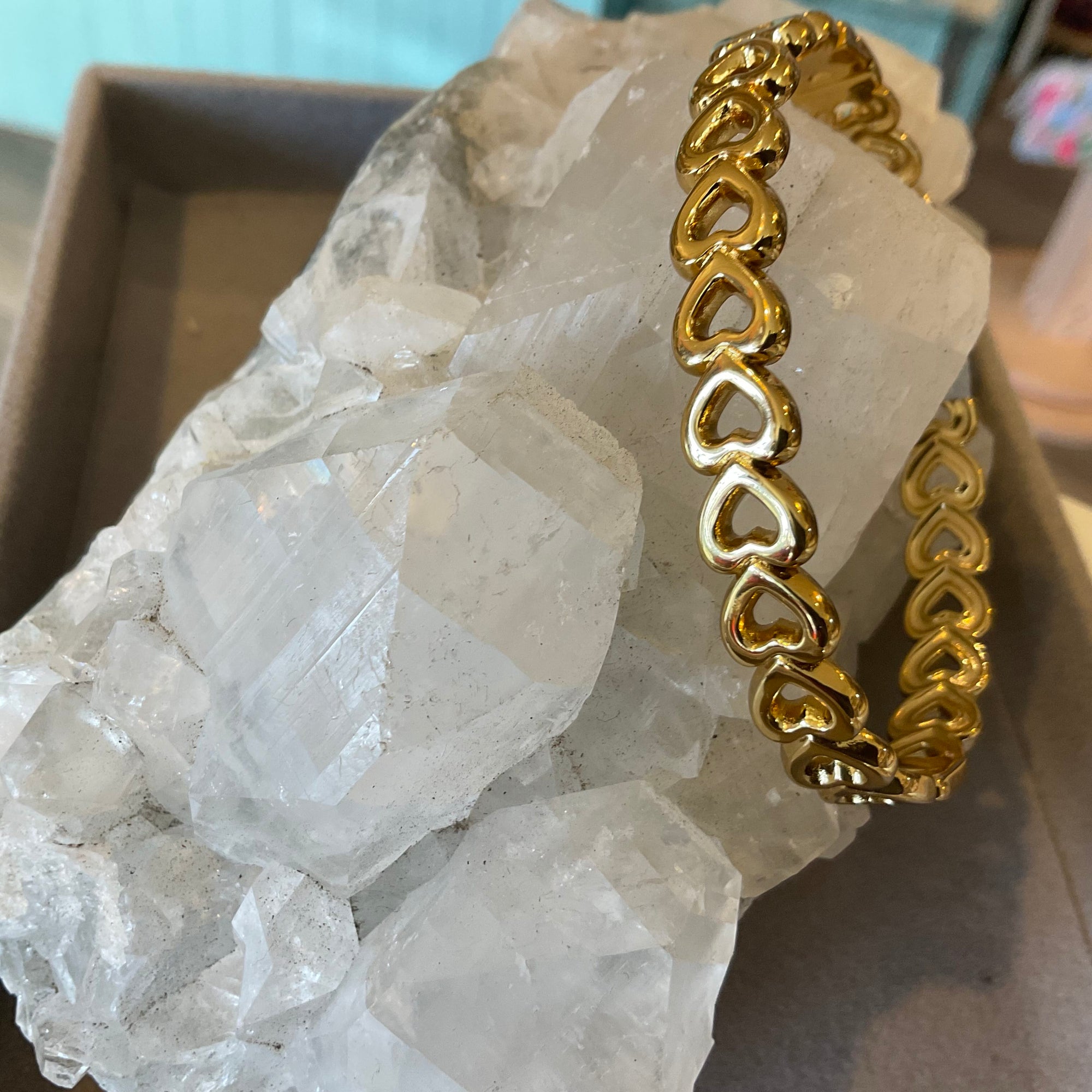 Chain of hearts Bangle Innerbloom