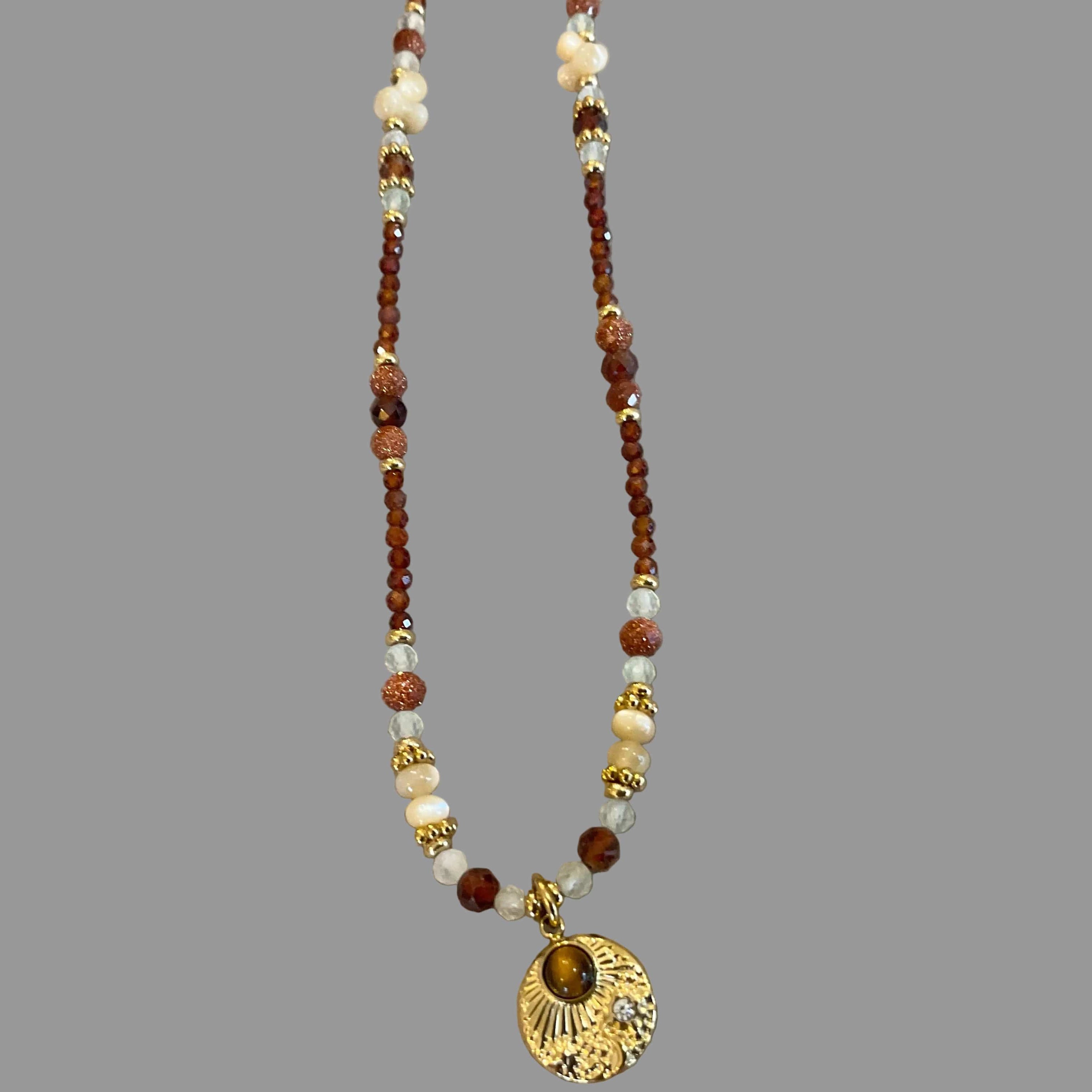 Protected Necklace Innerbloom