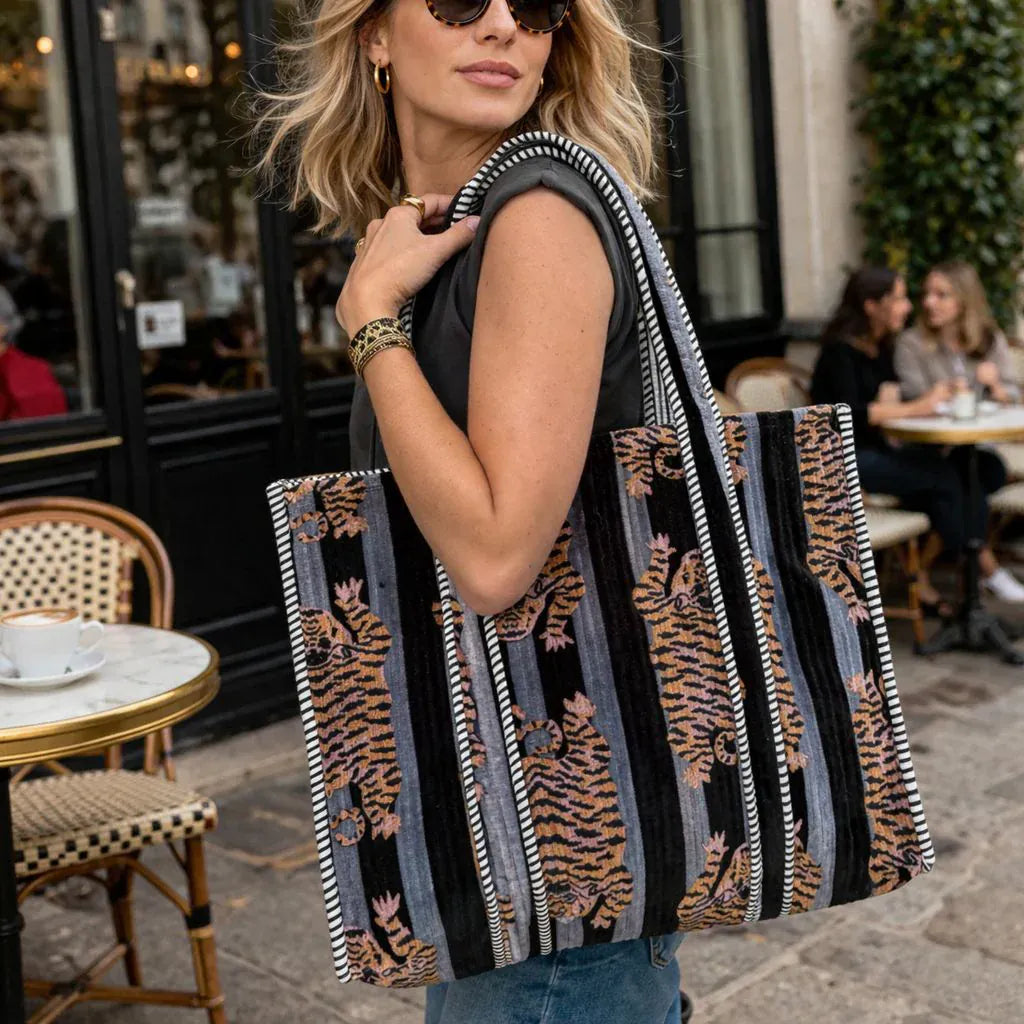 Parisian cool  tote Kollab
