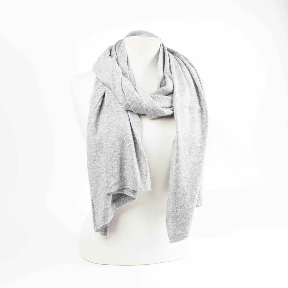 Maison Fanli Lea scarf Light grey LittleLintons