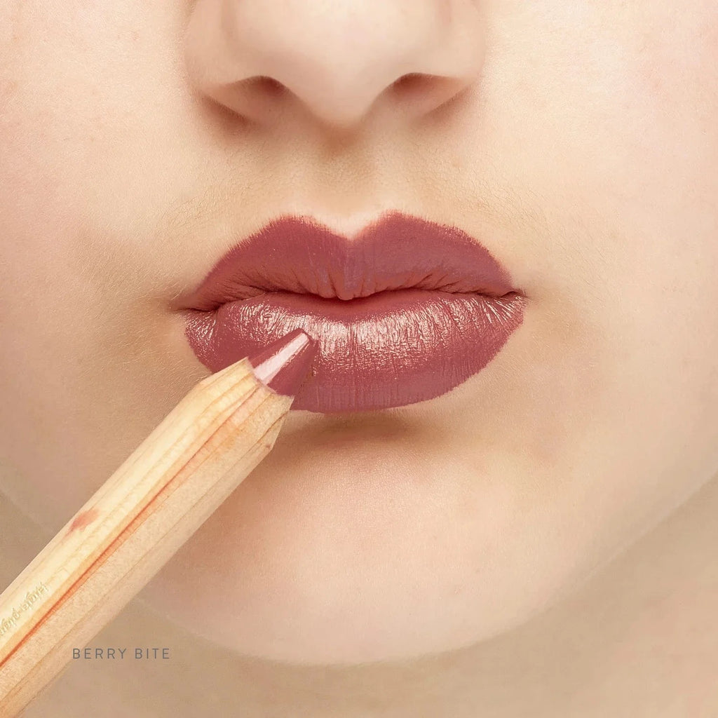LUK toxin free lip pencil LittleLintons