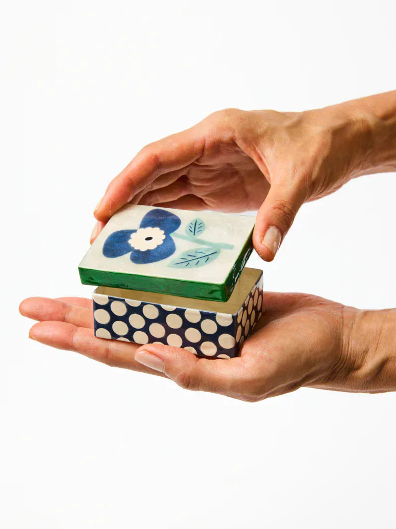 Paradis shell box LittleLintons