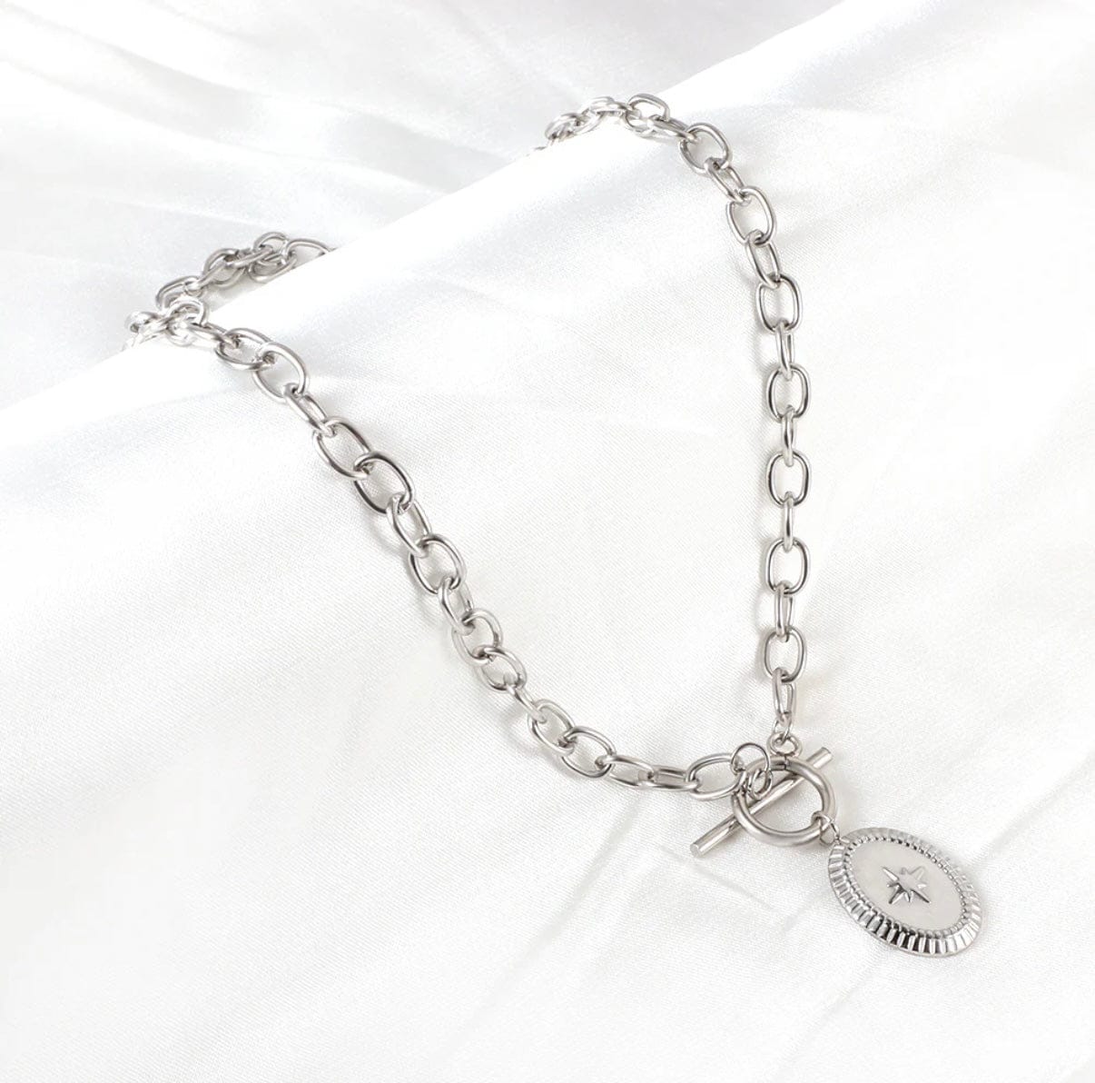 Star pendant chain LittleLintons