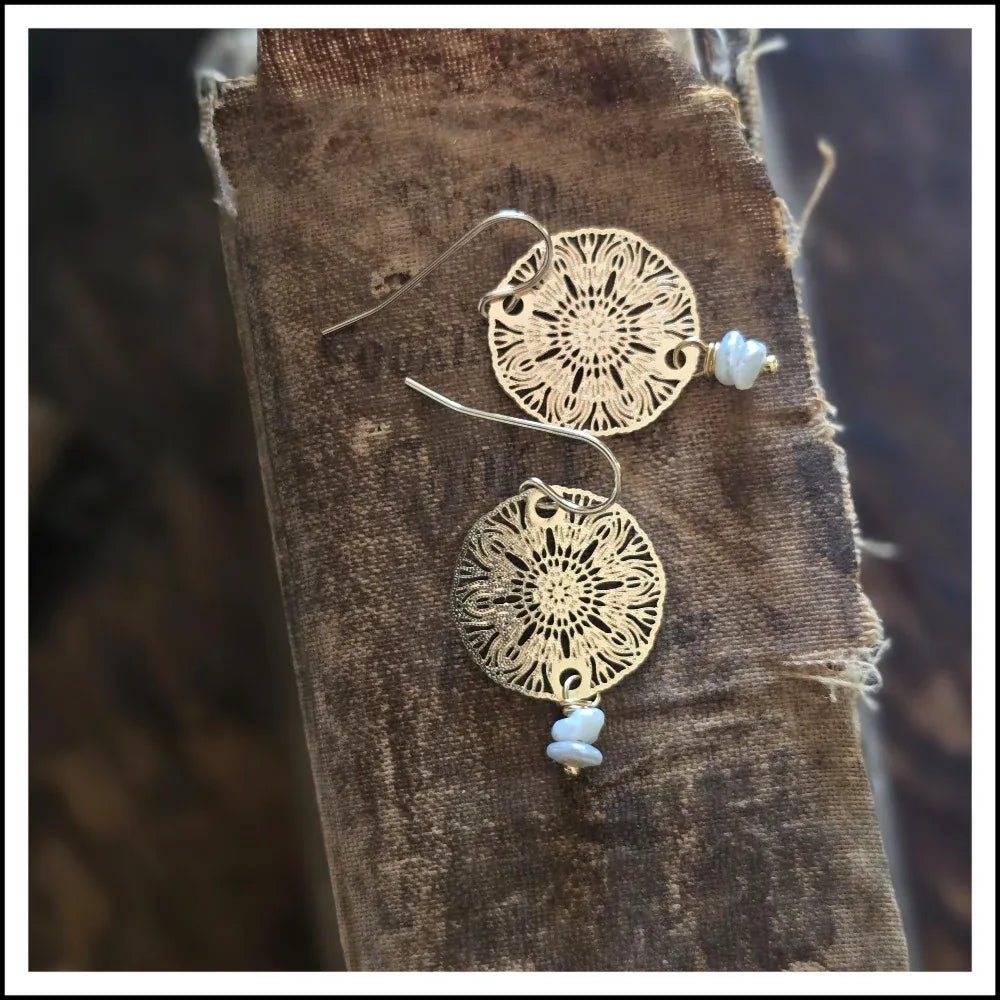 Paird Joyous soul earrings Paird