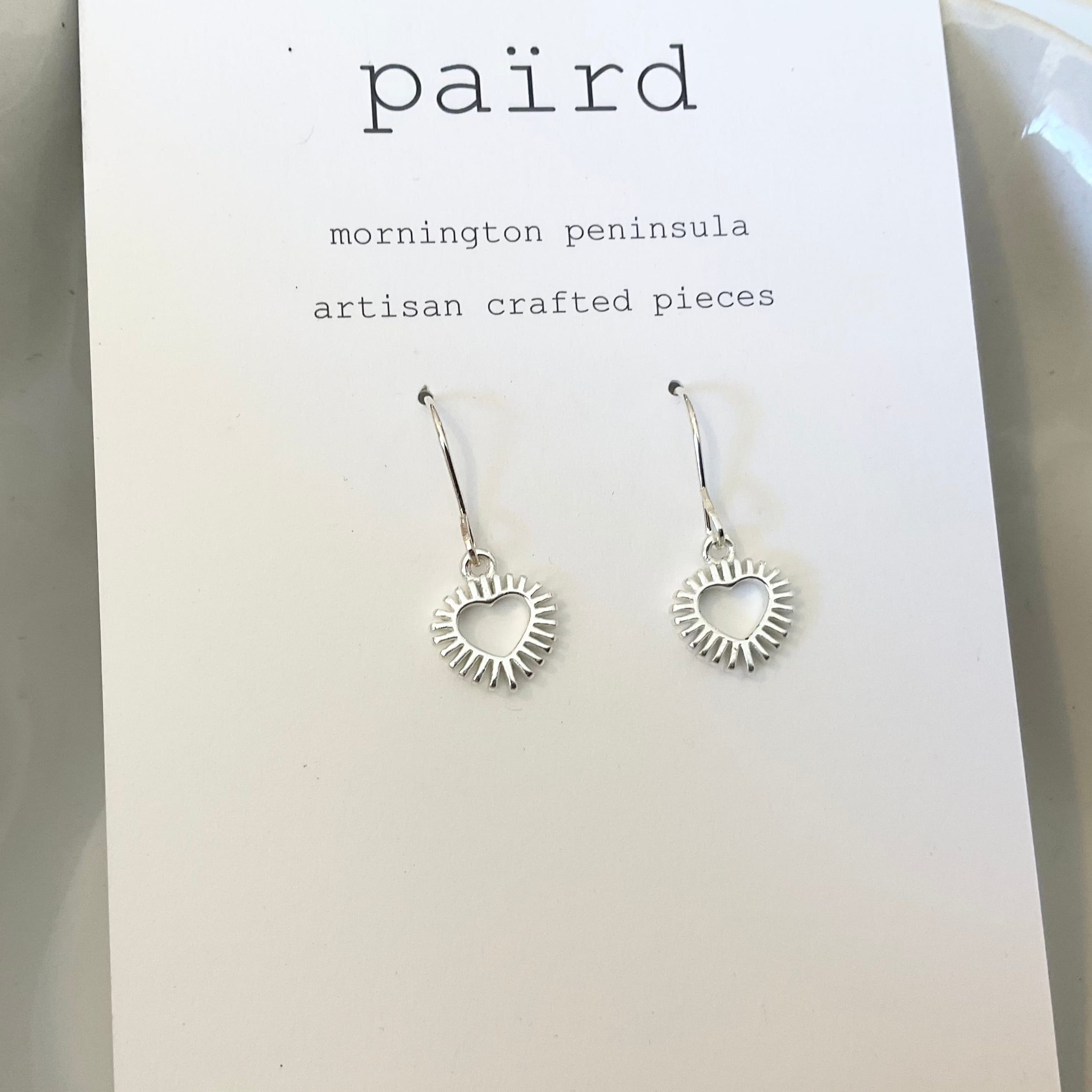 Paird Open heart earrings Paird