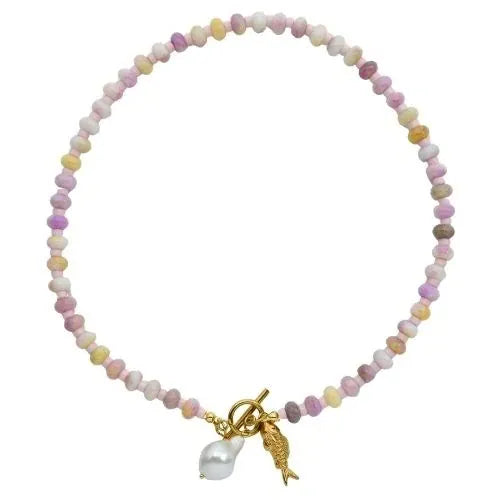 Pearl necklace Parisian cool