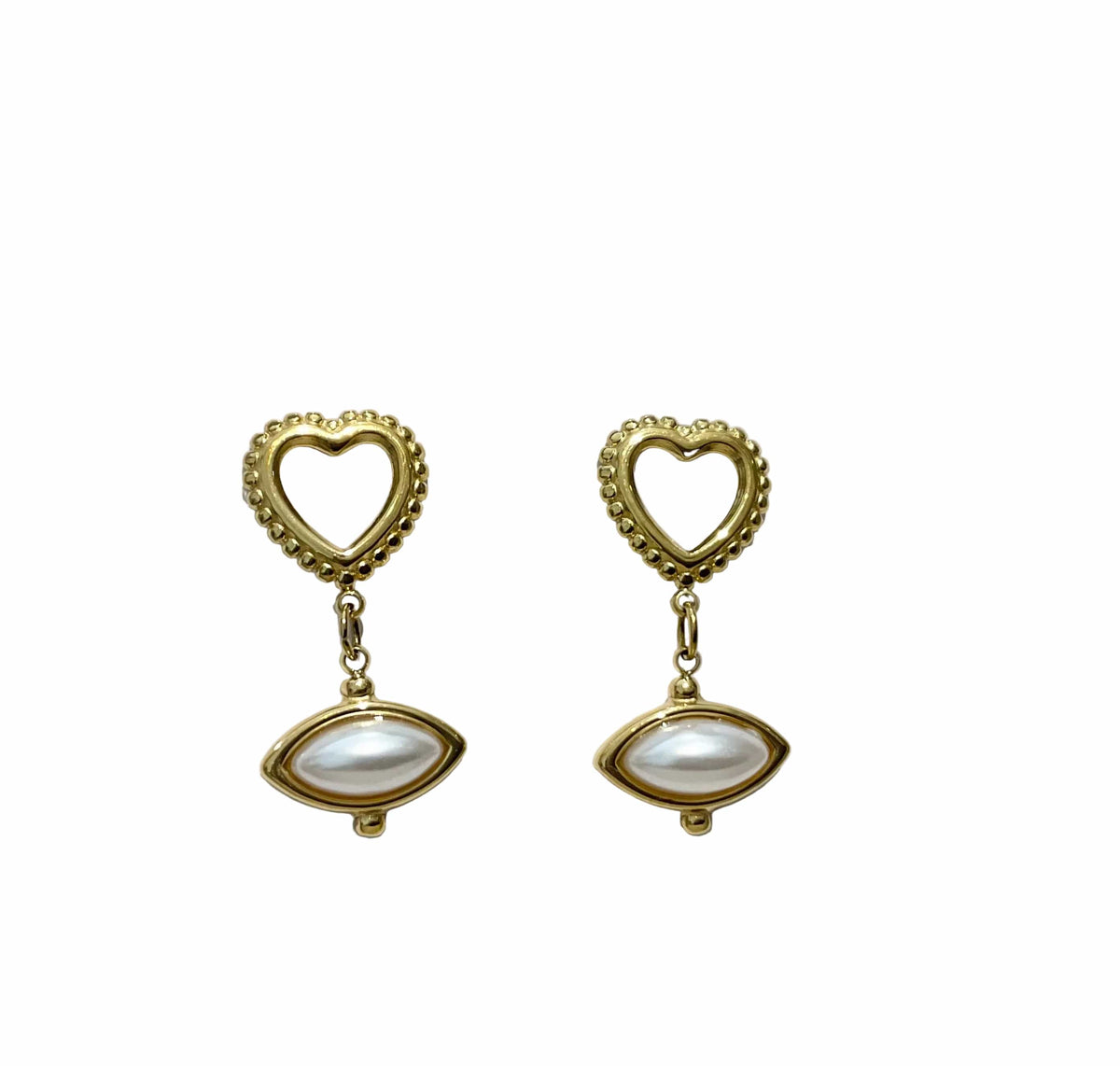Lola heart earrings Pearl LittleLintons
