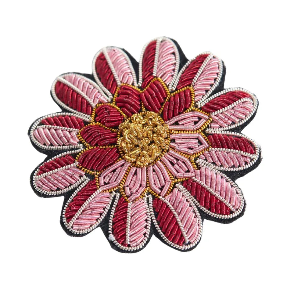 Daisy brooch Pink LittleLintons