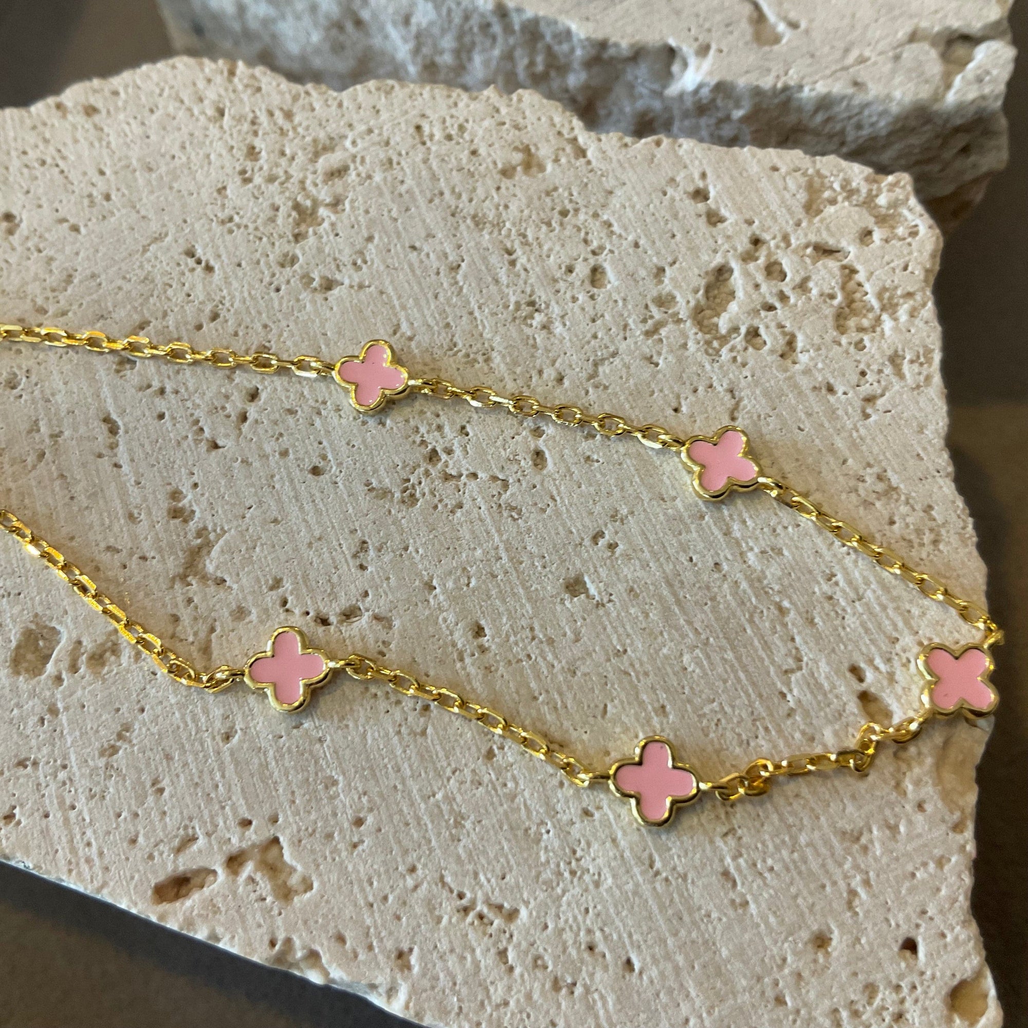 Mini Clover bracelet Pink LittleLintons