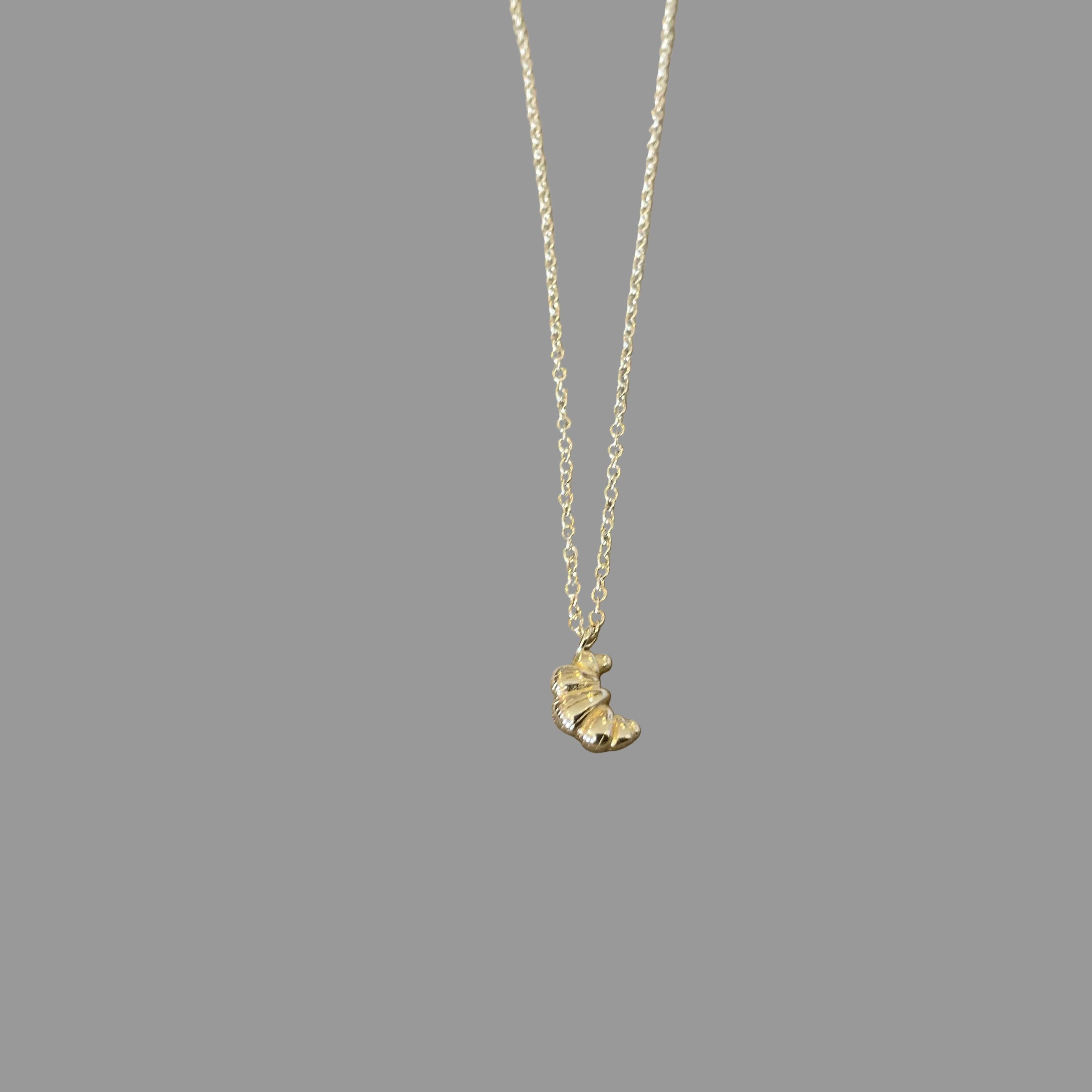 Croissant necklace Silver LittleLintons